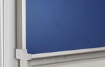 Detail Pylonen-Schiebetafel Stahlemaille Blau mit Ablageleiste