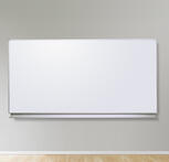 Whiteboard mit Ablageleiste